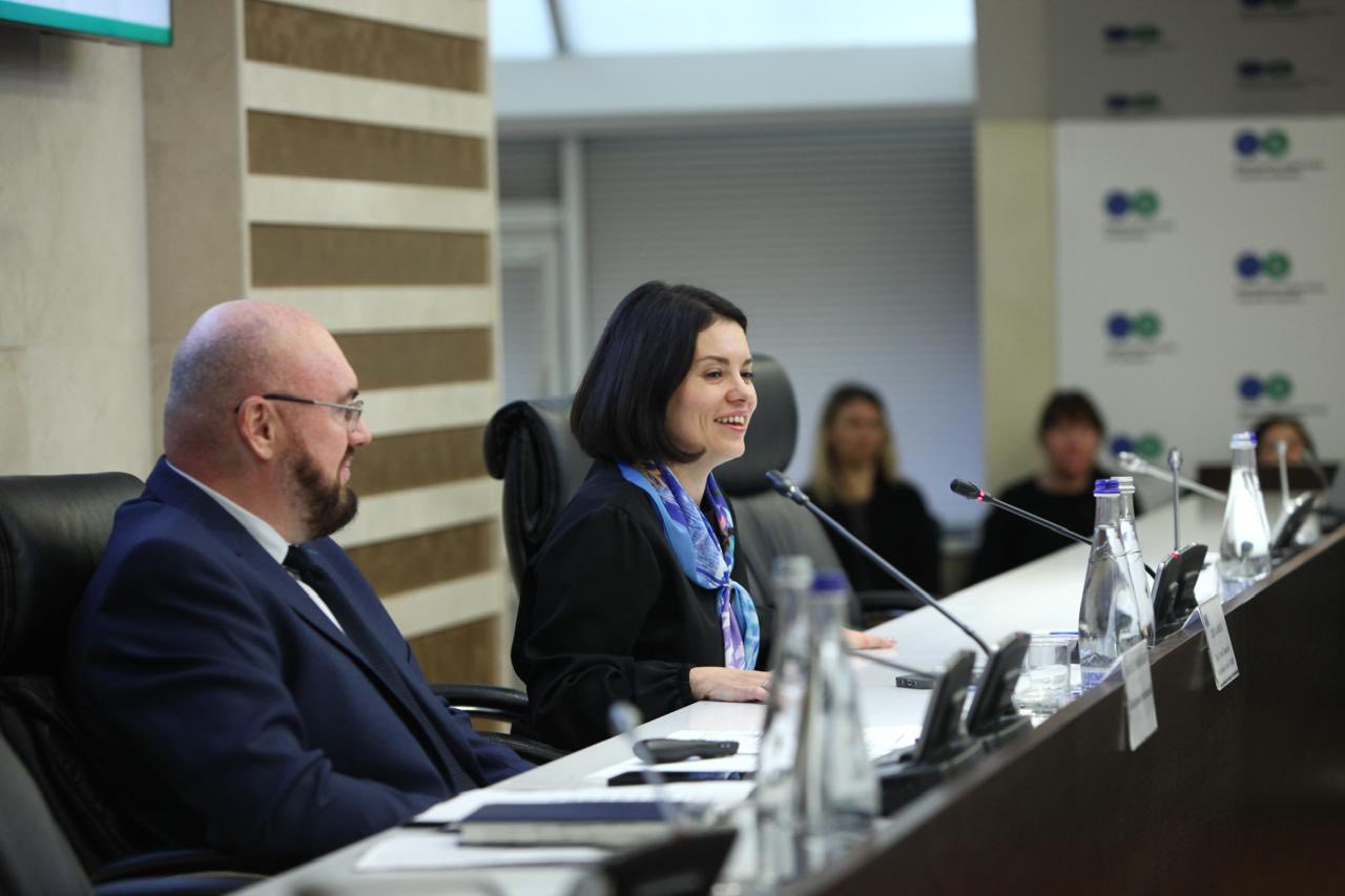 У ДПС розповіли студентам про податкову систему та запросили стати частиною команди податківців. Фото № 1/0