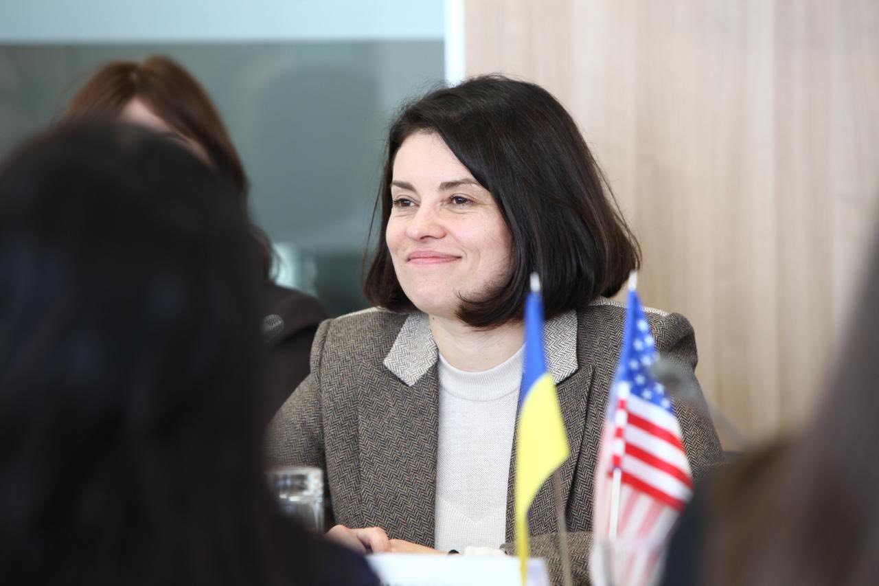 Acting Head of the State Tax Service had a meeting with representatives of the American Chamber of Commerce. Фото № 2/1