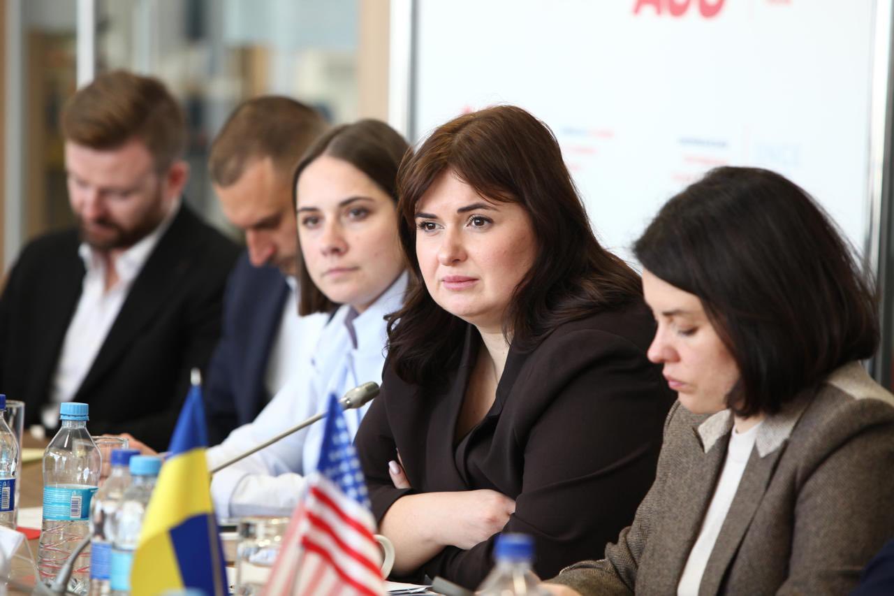 Acting Head of the State Tax Service had a meeting with representatives of the American Chamber of Commerce. Фото № 6/5