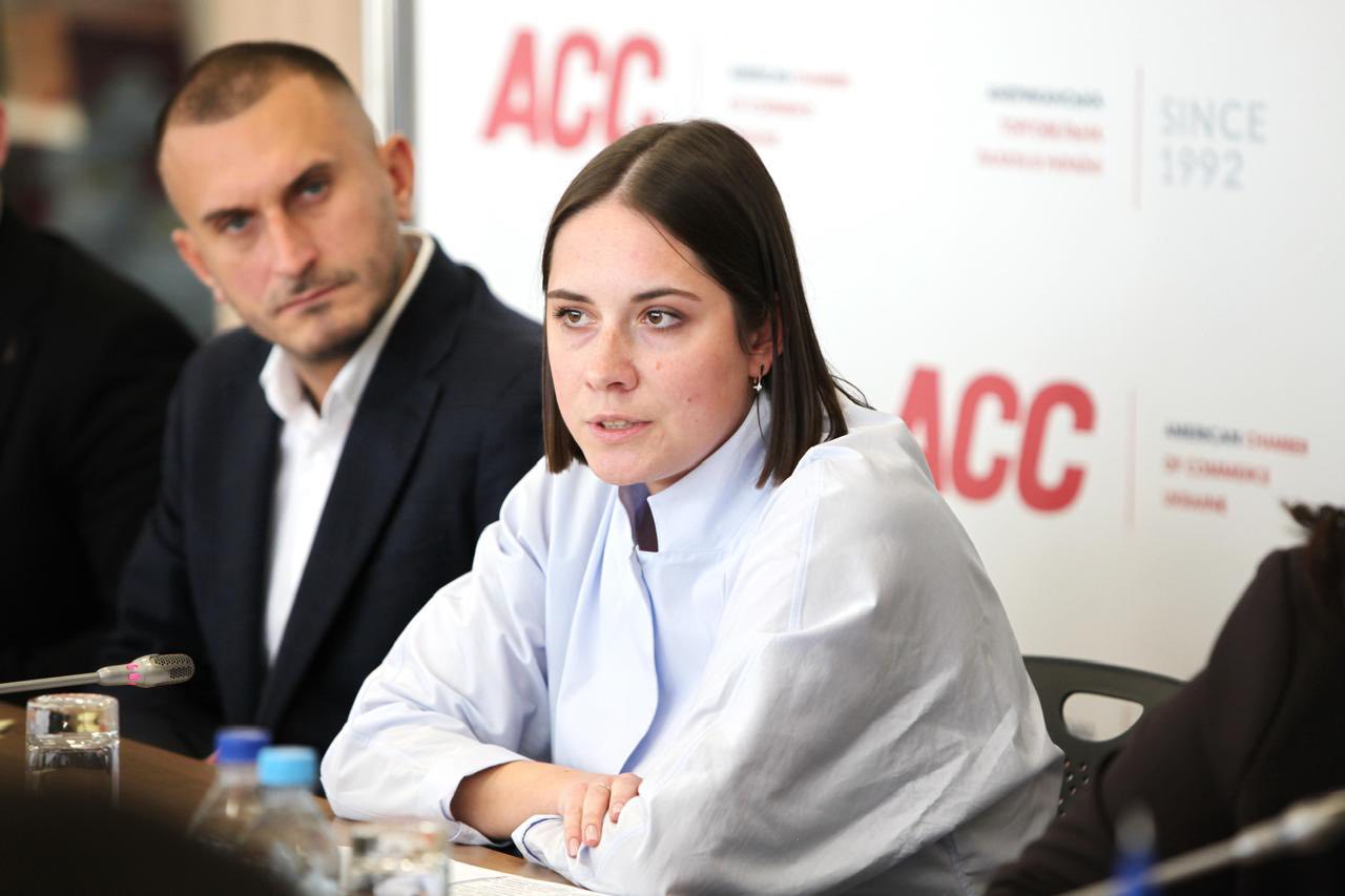 Acting Head of the State Tax Service had a meeting with representatives of the American Chamber of Commerce. Фото № 10/9