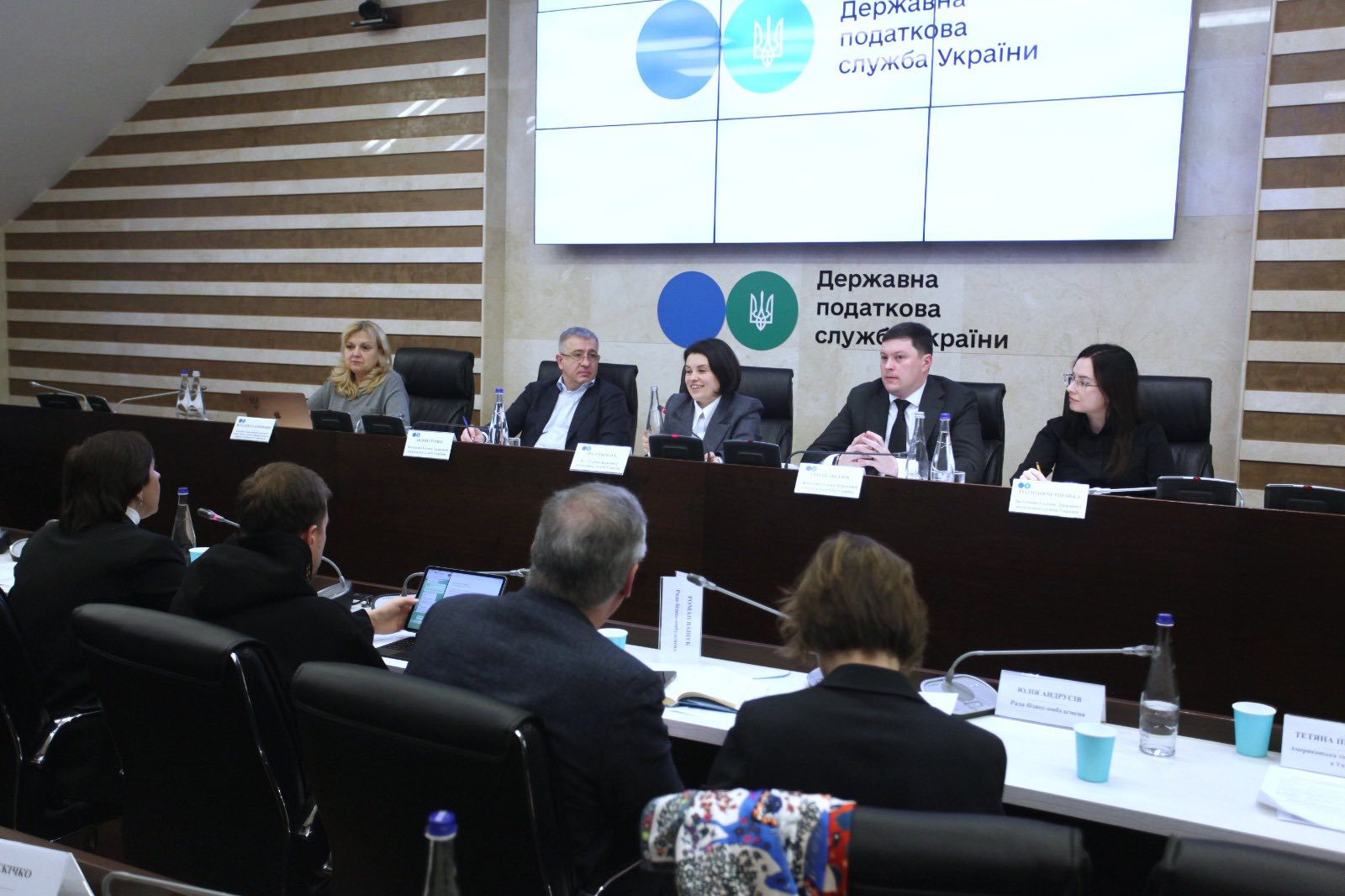 Lesya Karnaukh: we find optimal solutions in open communication with business. Фото № 14/13