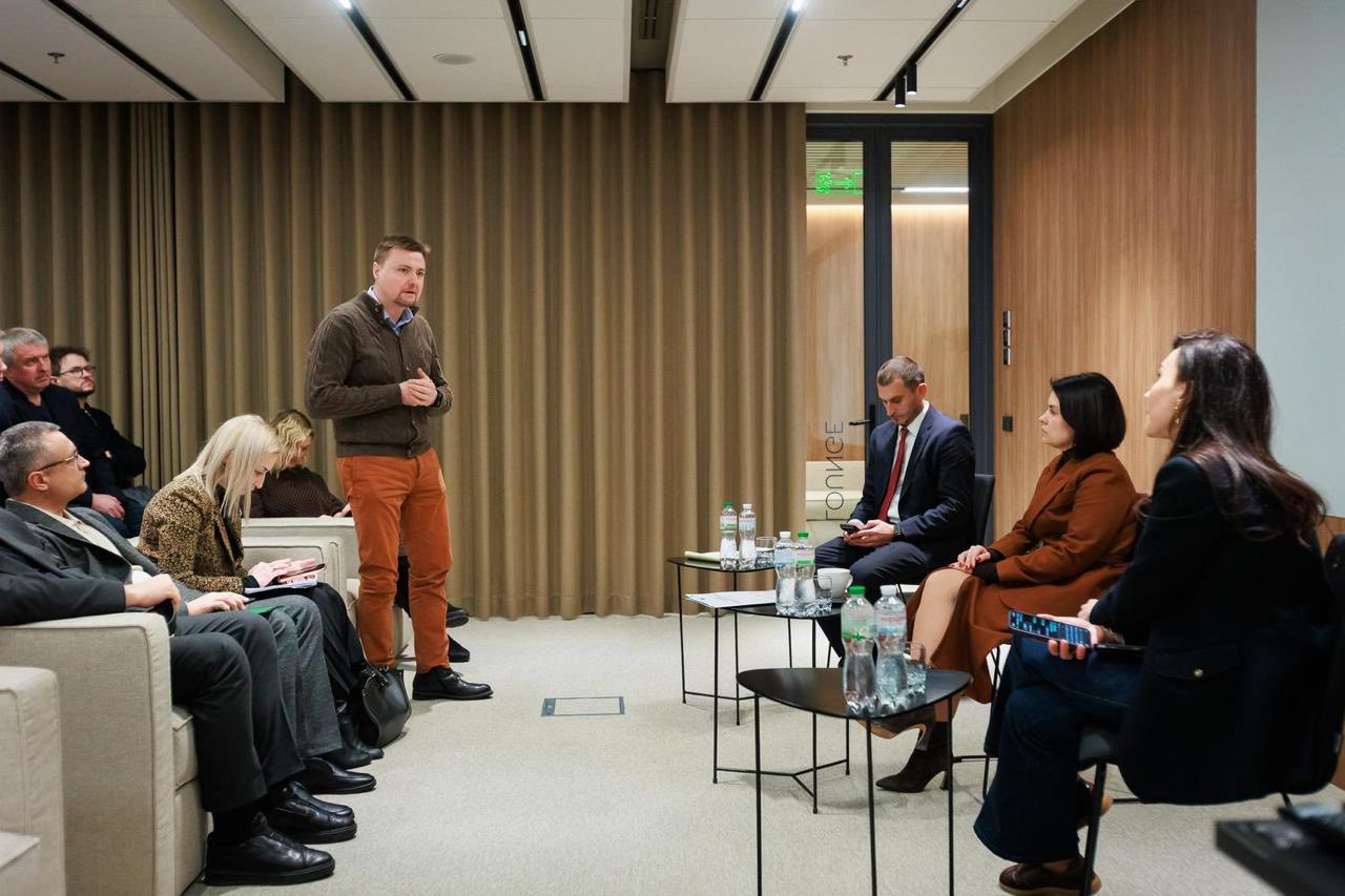 У 2025 році ІТ-сфера збільшила сплату податків до зведеного бюджету на 34% порівняно з попереднім роком. Фото № 7/6