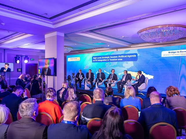 Леся Карнаух розповіла як ДПС змінює філософію роботи в межах податкової євроінтеграції. Фото № 3/2