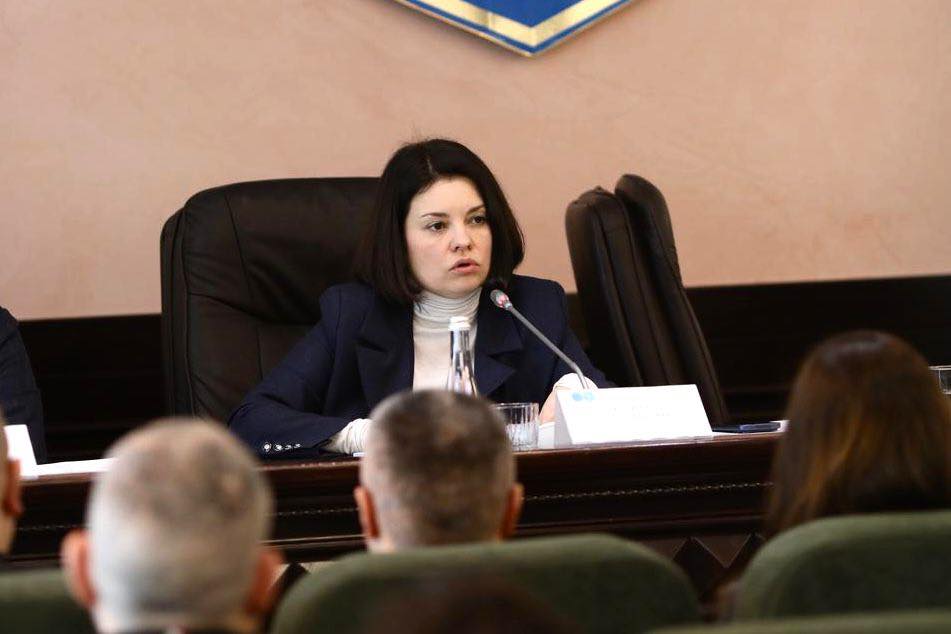 Lesya Karnaukh held a dialogue with business in Vinnytsia about checking and blocking invoices and presented a support service for the grant recipients. Фото № 1/0