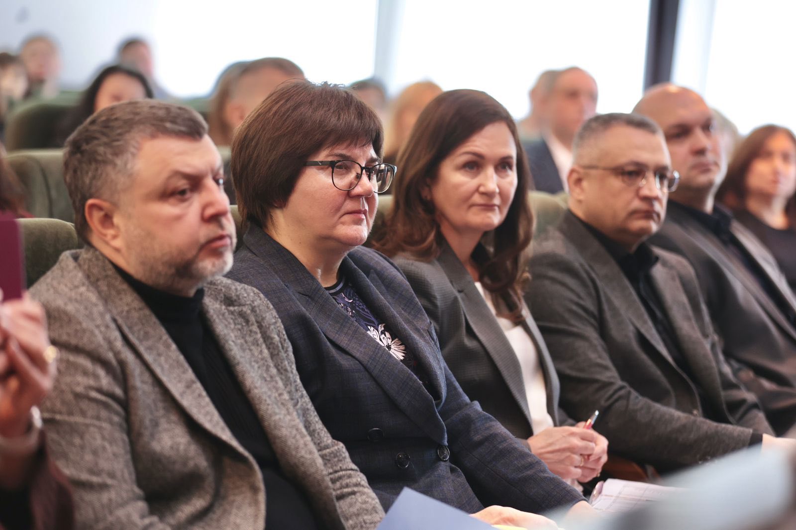 Lesya Karnaukh held a dialogue with business in Vinnytsia about checking and blocking invoices and presented a support service for the grant recipients. Фото № 4/3