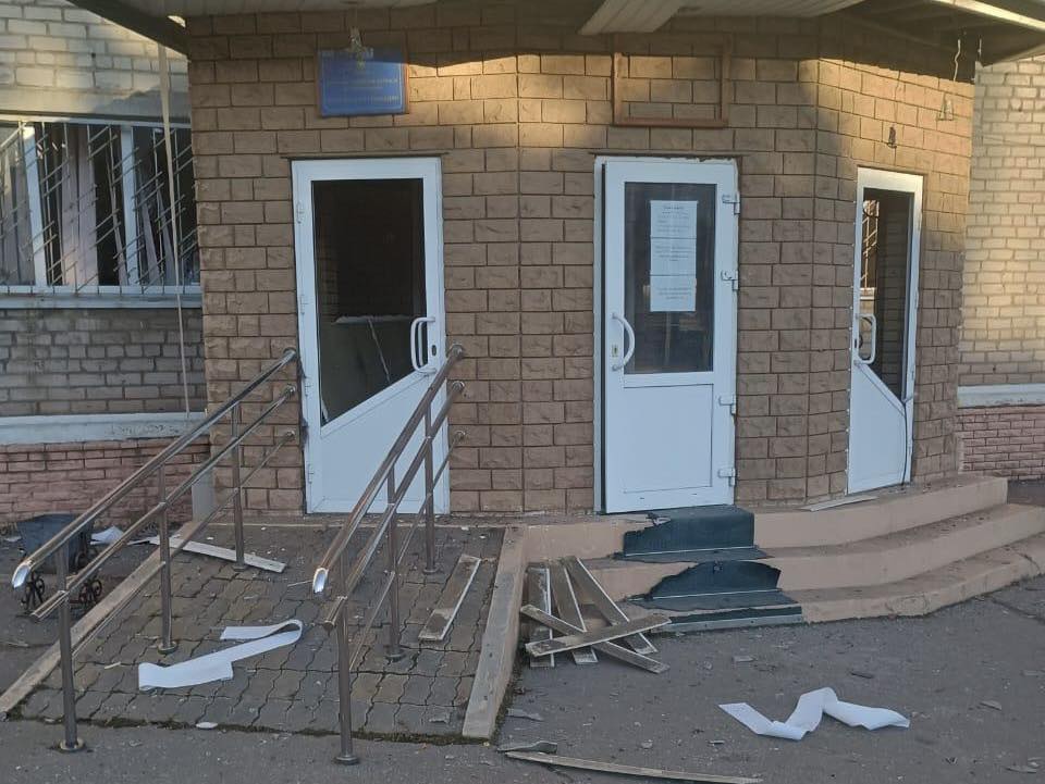 Russian shelling damaged Tax inspection building in Kramatorsk. Фото № 1/0