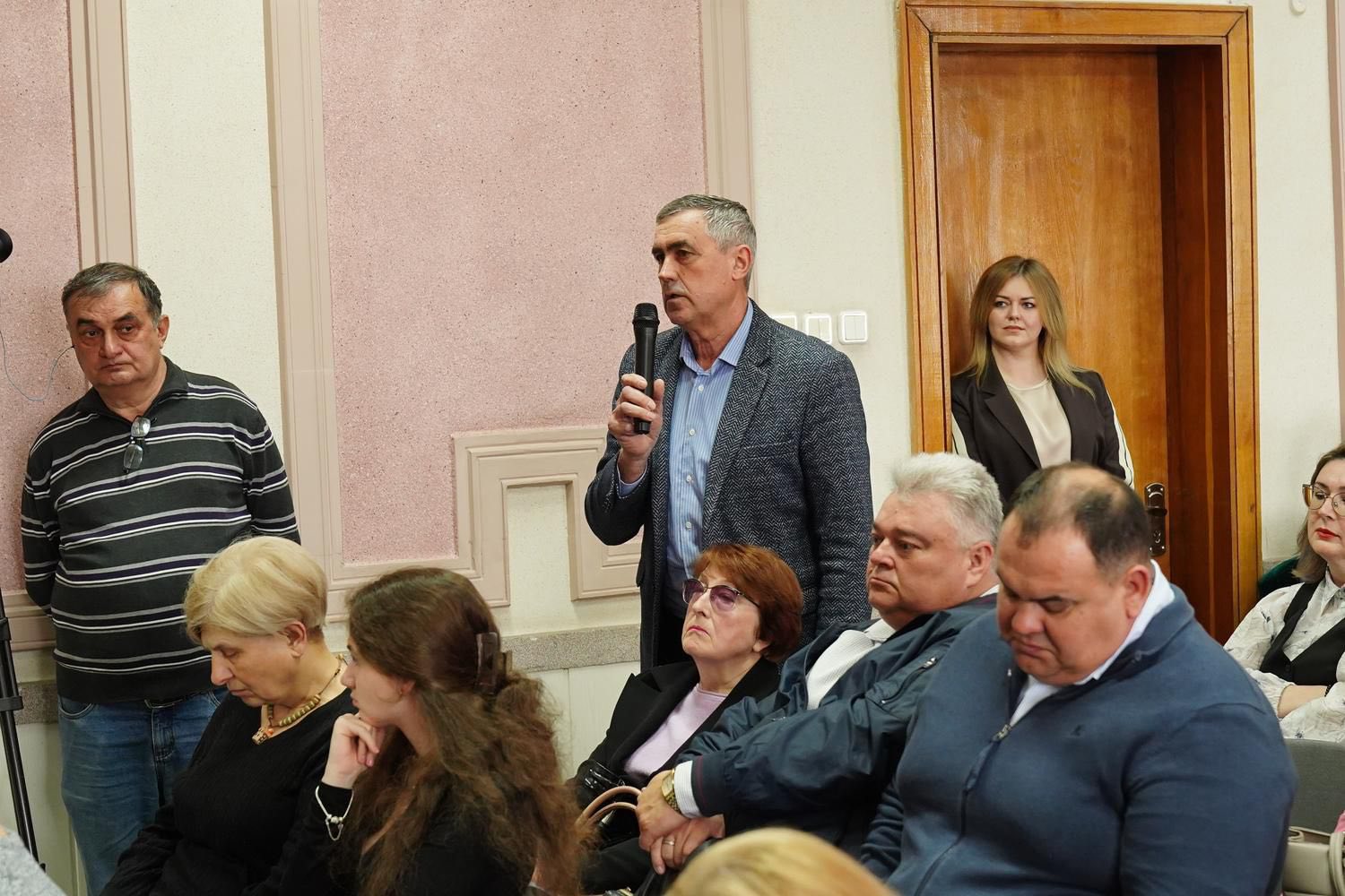 Team of the State Tax Service and business of Cherkasy region discussed business fragmentation, VAT and risky operations. Фото № 4/3