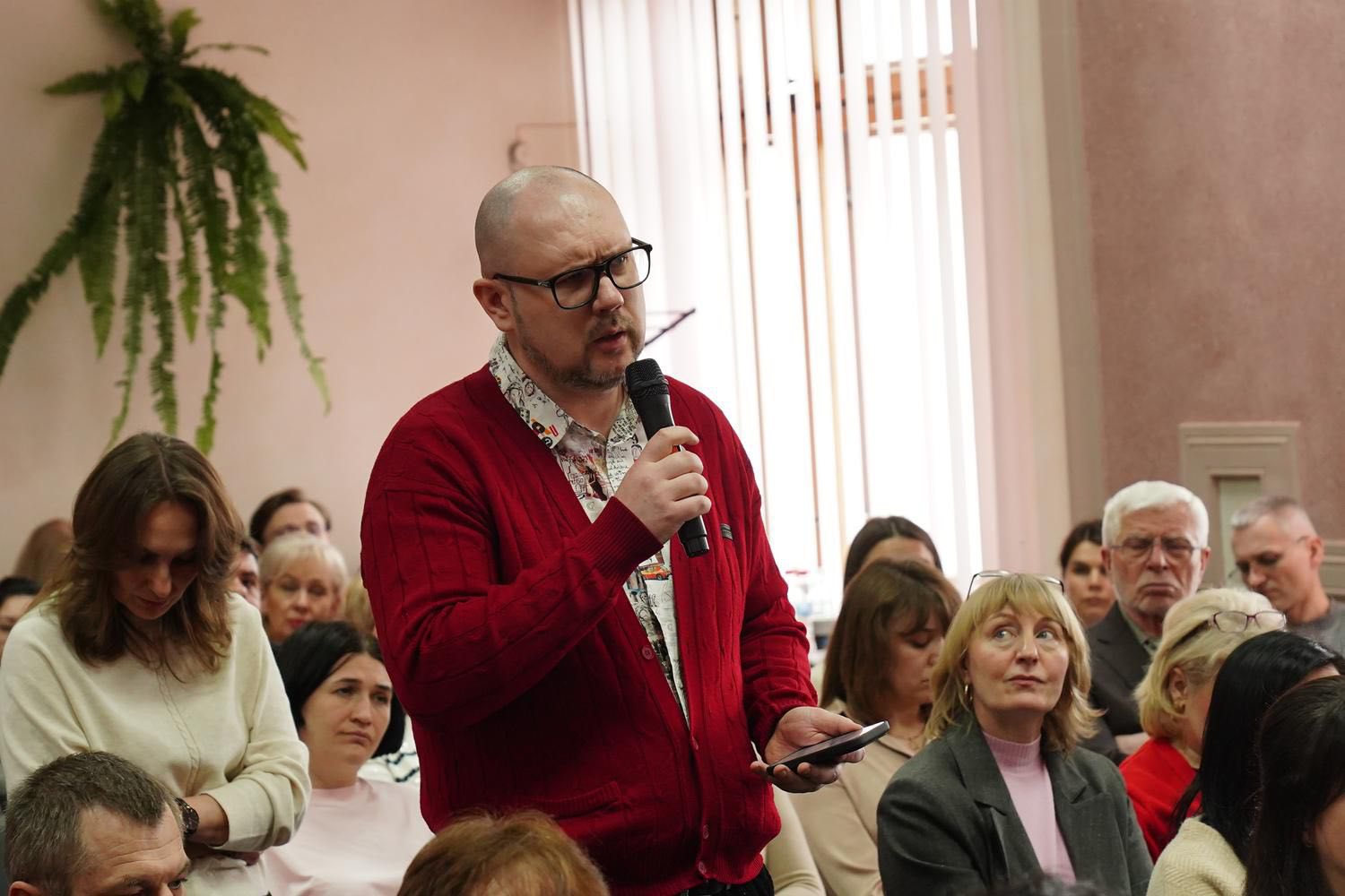 Team of the State Tax Service and business of Cherkasy region discussed business fragmentation, VAT and risky operations. Фото № 8/7
