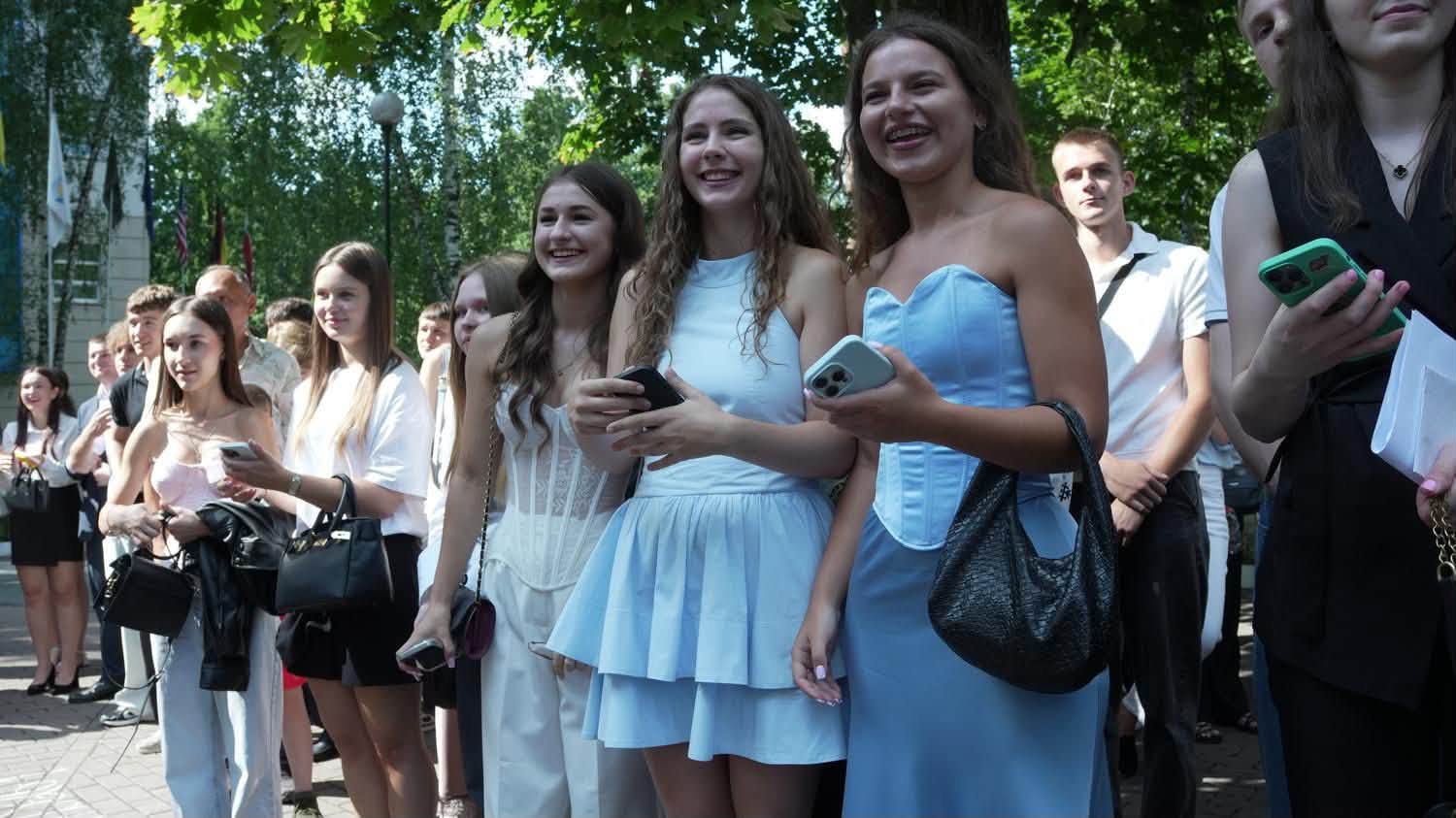 Леся Карнаух привітала студентів та викладачів Державного податкового університету з новим навчальним роком. Фото № 5/4
